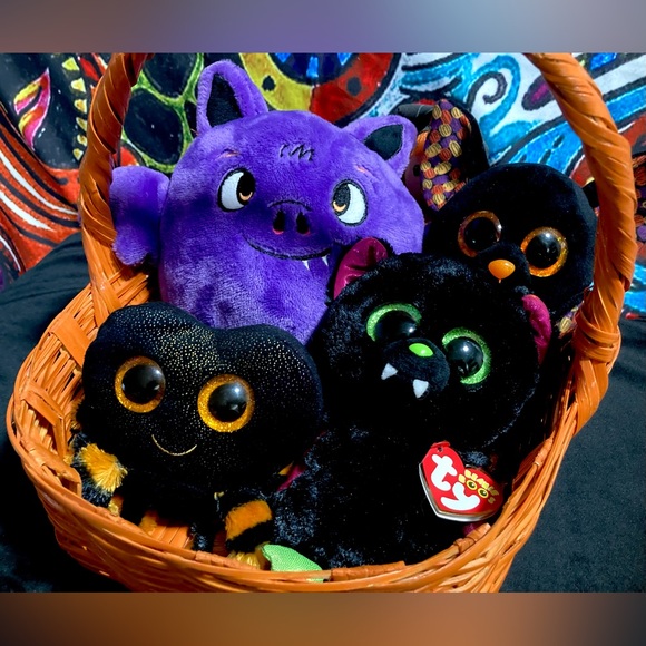 Halloween Plush Bat Spider Assortment in Vintage Orange Witch Basket - Picture 1 of 11